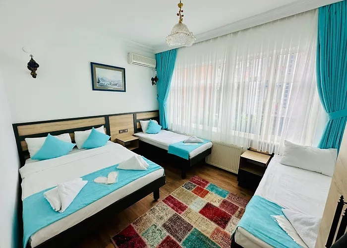 Отель La Maison Bleue