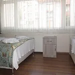 La Maison Bleue Hotel 3*