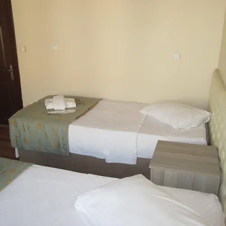 Hotel La Maison Bleue