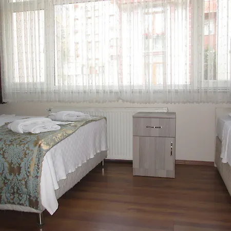 La Maison Bleue Hotell 3*