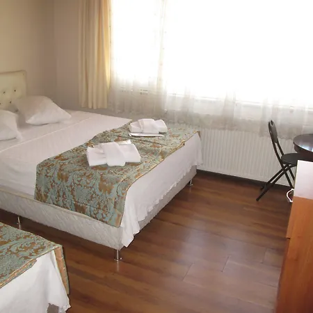 La Maison Bleue Hotell 3*